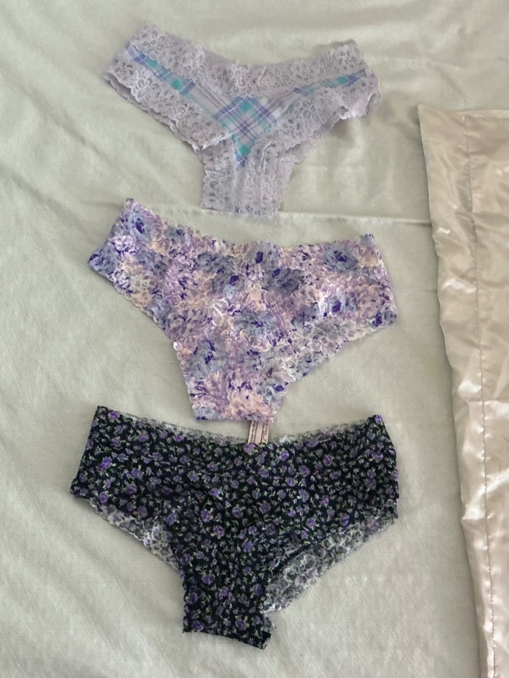 Victoria’s Secret cotton lacy edge cheeky panties lot